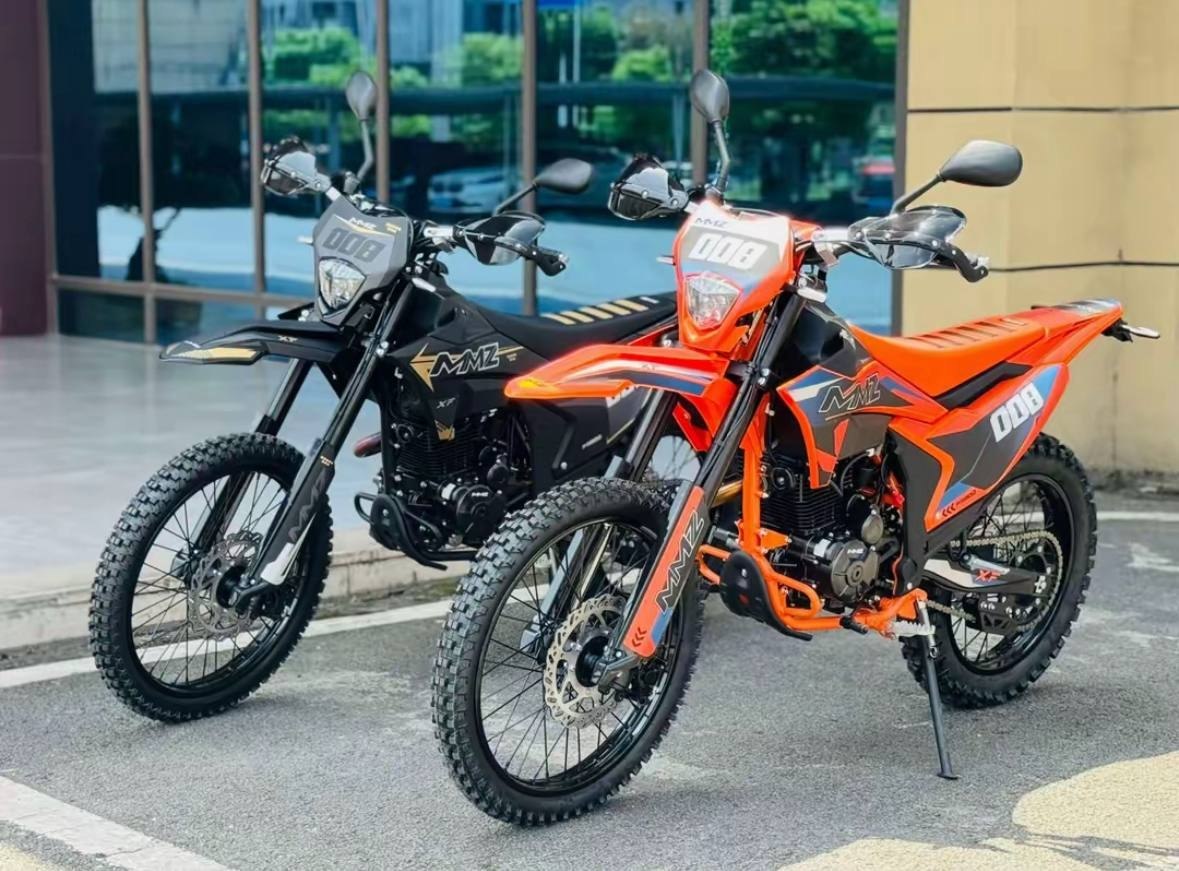 MMZ 008 PR300 — эндуро с балансирным валом и баком 14 литров